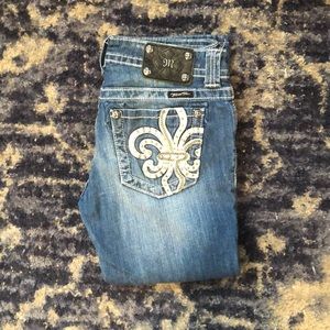 Miss Me Crops size 28